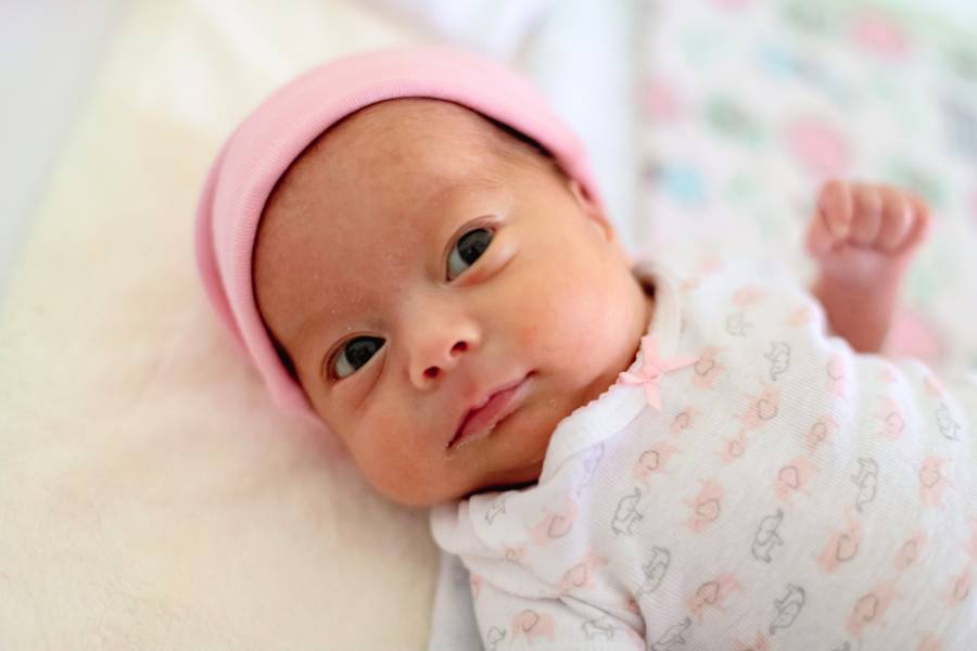 Bệnh lý võng mạc ở trẻ sinh non