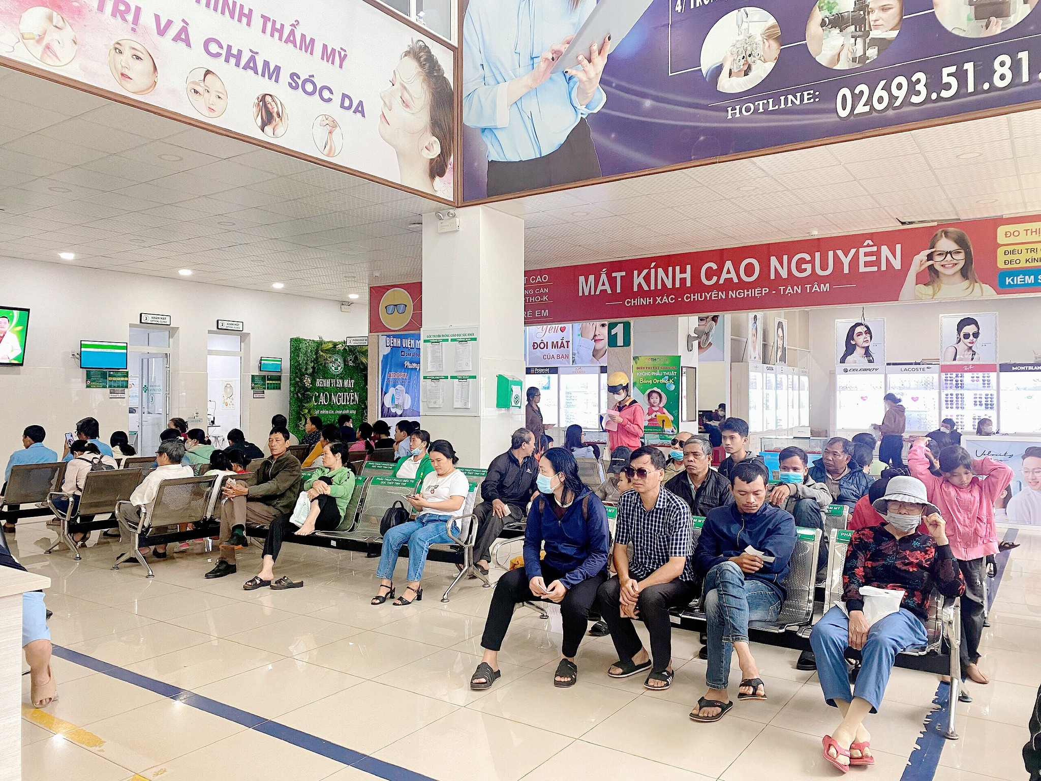 Điều trị lác ngoài tại Bệnh viện Mắt Cao Nguyên